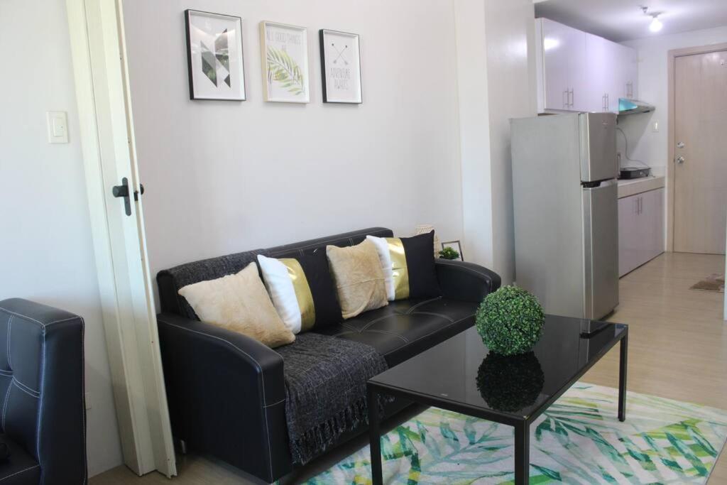 Huge A2J Executive Luxury 1Br Suite Near Abs Cbn, Gma Manila Exterior foto