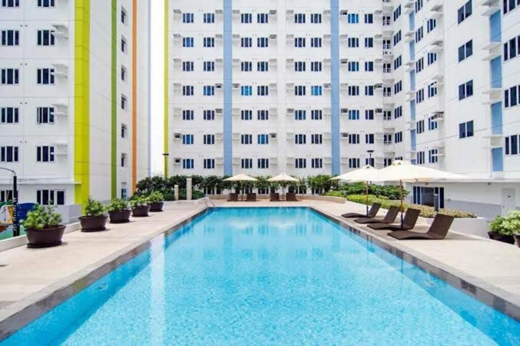 Huge A2J Executive Luxury 1Br Suite Near Abs Cbn, Gma Manila Exterior foto